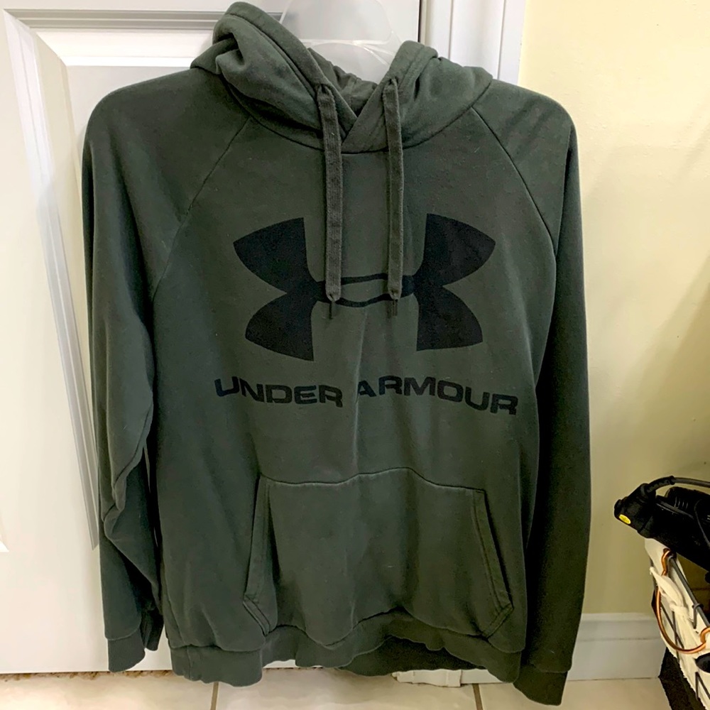 Men’s Under Armour Hoodie, Large